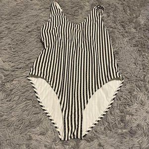 Athleta bathing suit